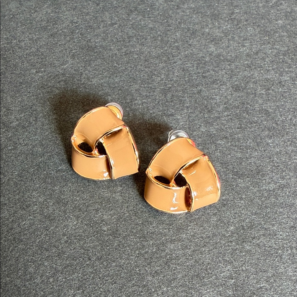Elegant Tan Knot Earrings